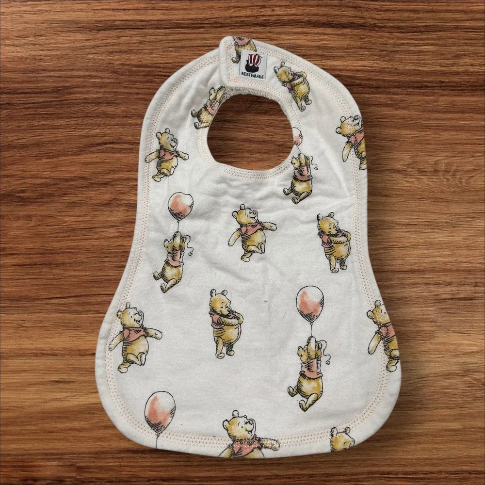 Bestemade Winnie‎ the Pooh Baby Bib Terry Cloth Burp Cloth Bear Balloon
